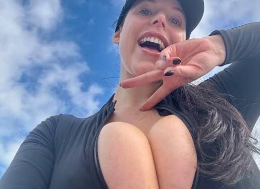 Angela White biography